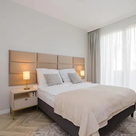 Holzera Prestige Apartment Warsaw Exterior photo