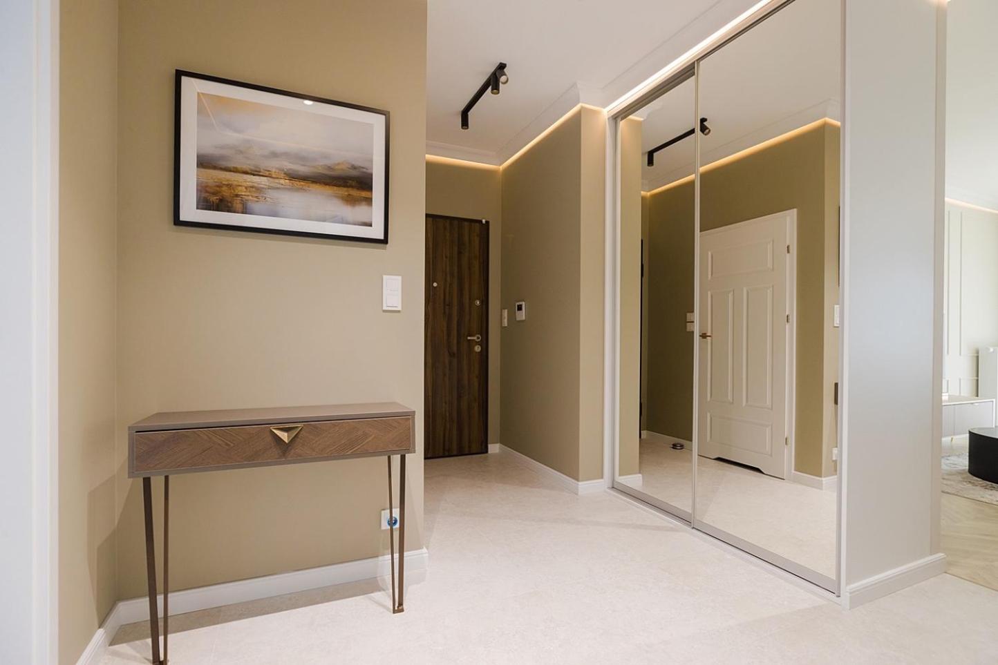 Holzera Prestige Warsaw