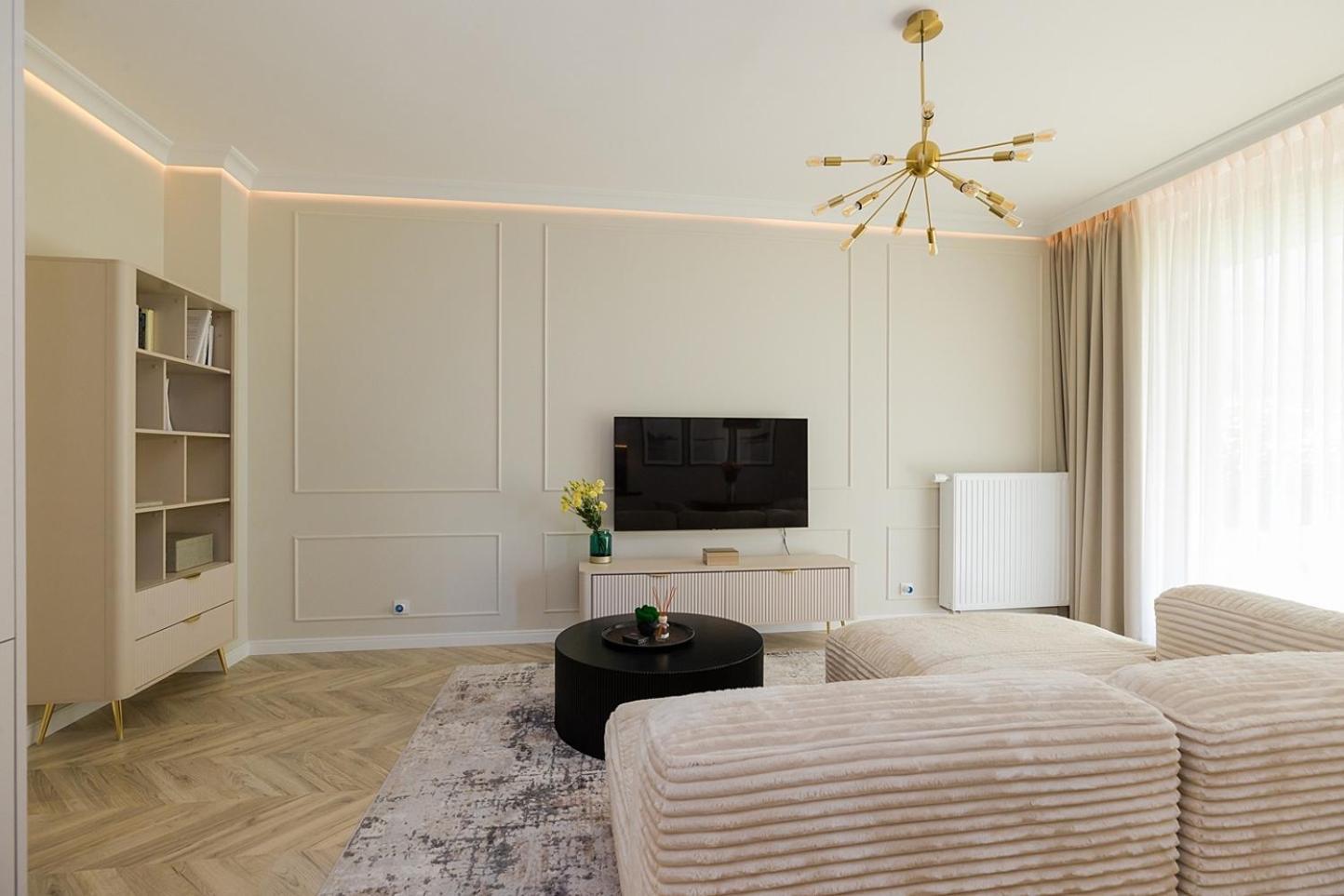 Holzera Prestige * Warsaw